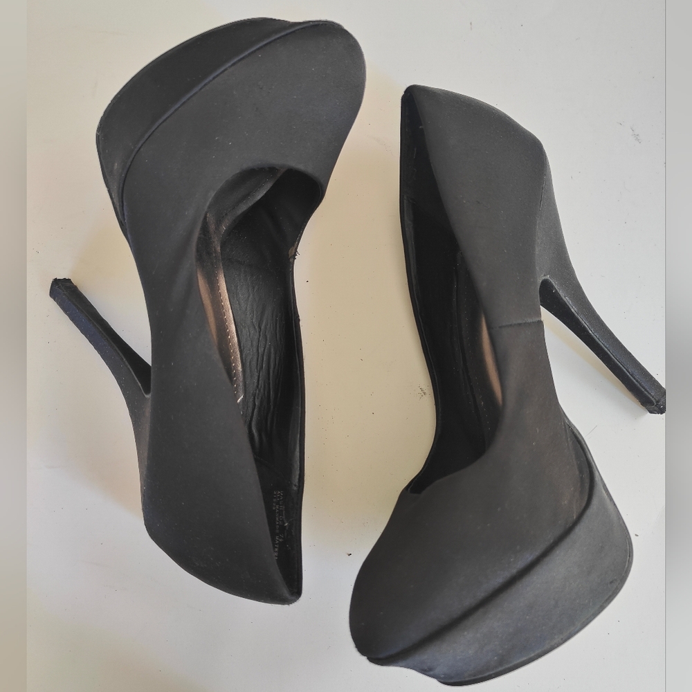 Chic Black Stiletto Heels